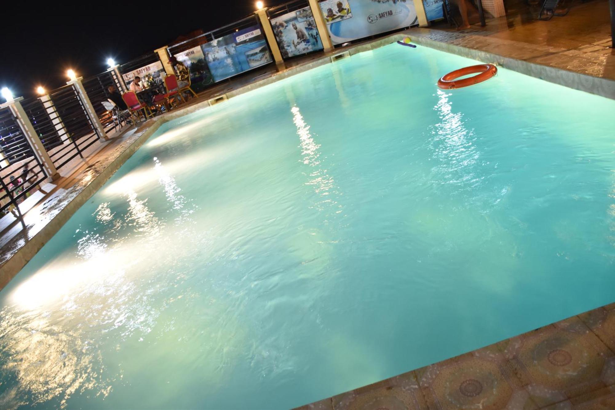 Safyad Hotel Yaoundé Esterno foto